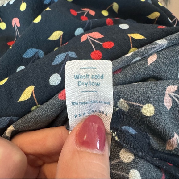 Marine Layer Women's Blue Cherry Print Ryan Midi Slip Skirt Size 0 - Picture 8 of 8